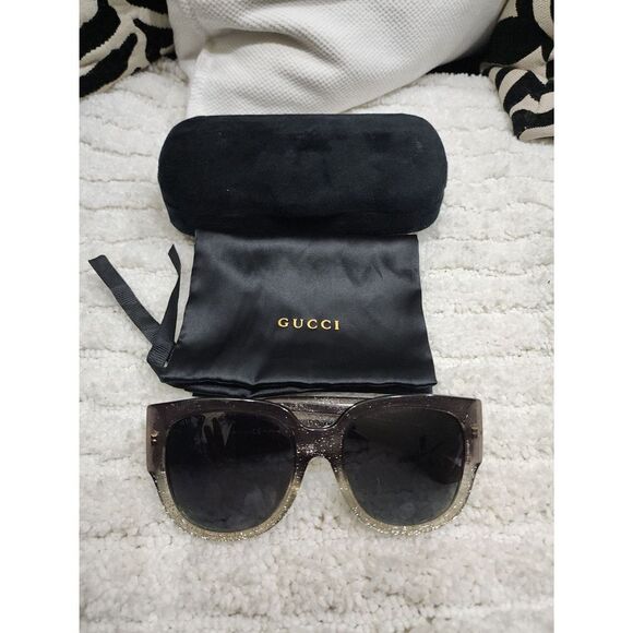 GUCCI GG Square Sunglasses - Picture 3 of 8